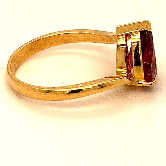 Rubellite 2.68ct Solid 18K Yellow Gold Ring - Picture 3 of 6